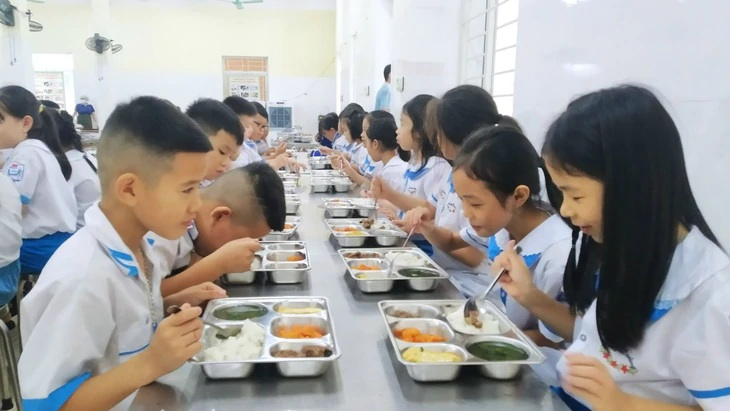 Nâng cao chất lượng dinh dưỡng học đường